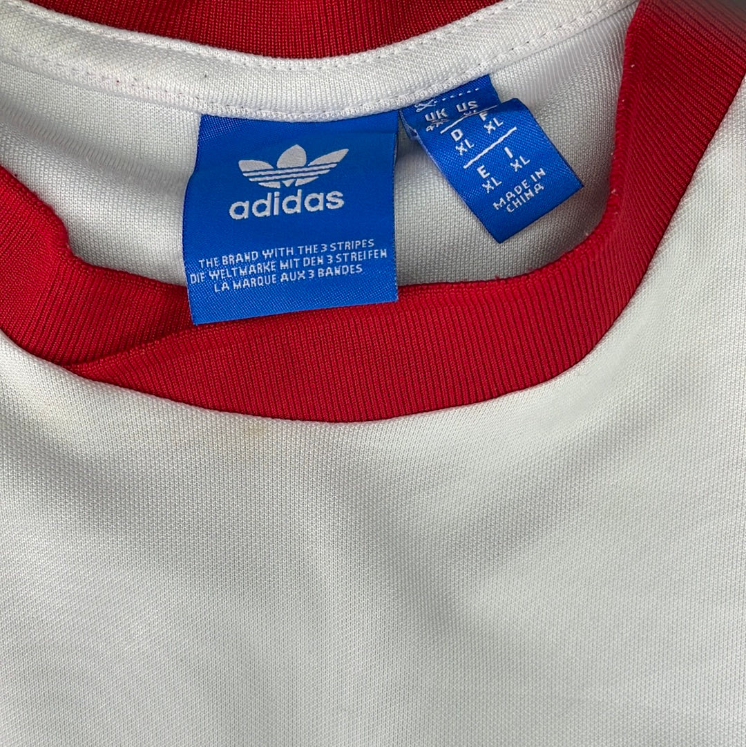 Bayern Munich Adidas Originals T-Shirt - XL - Excellent Condition