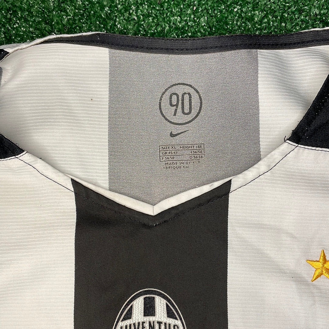 Juventus 2004 Home Shirt Nike T90 neck label