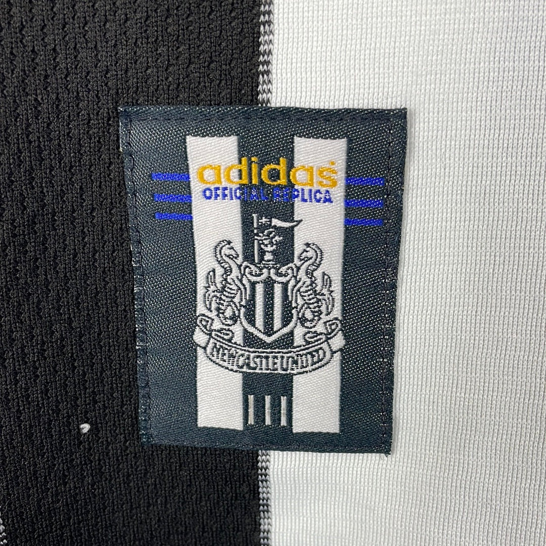 Newcastle United 1999-2000 Home Shirt - Medium - Excellent Condition