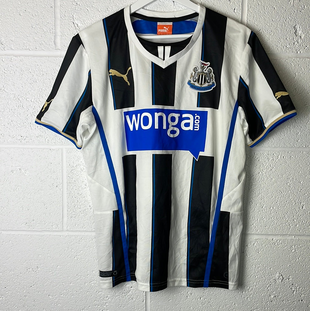 Newcastle United 2013 2014 Home Shirt