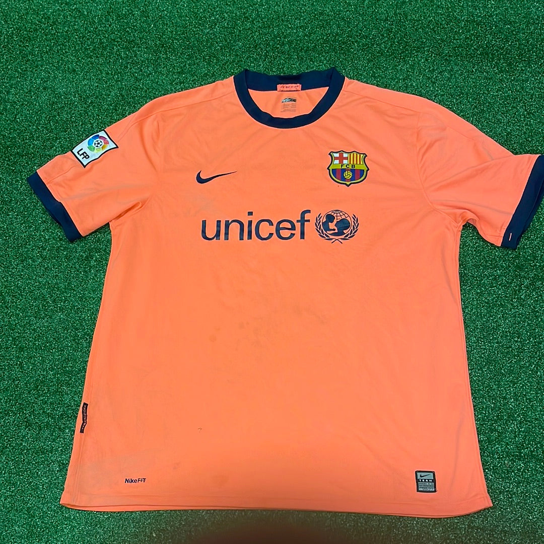 Barcelona 2009-2010 Away Shirt Front