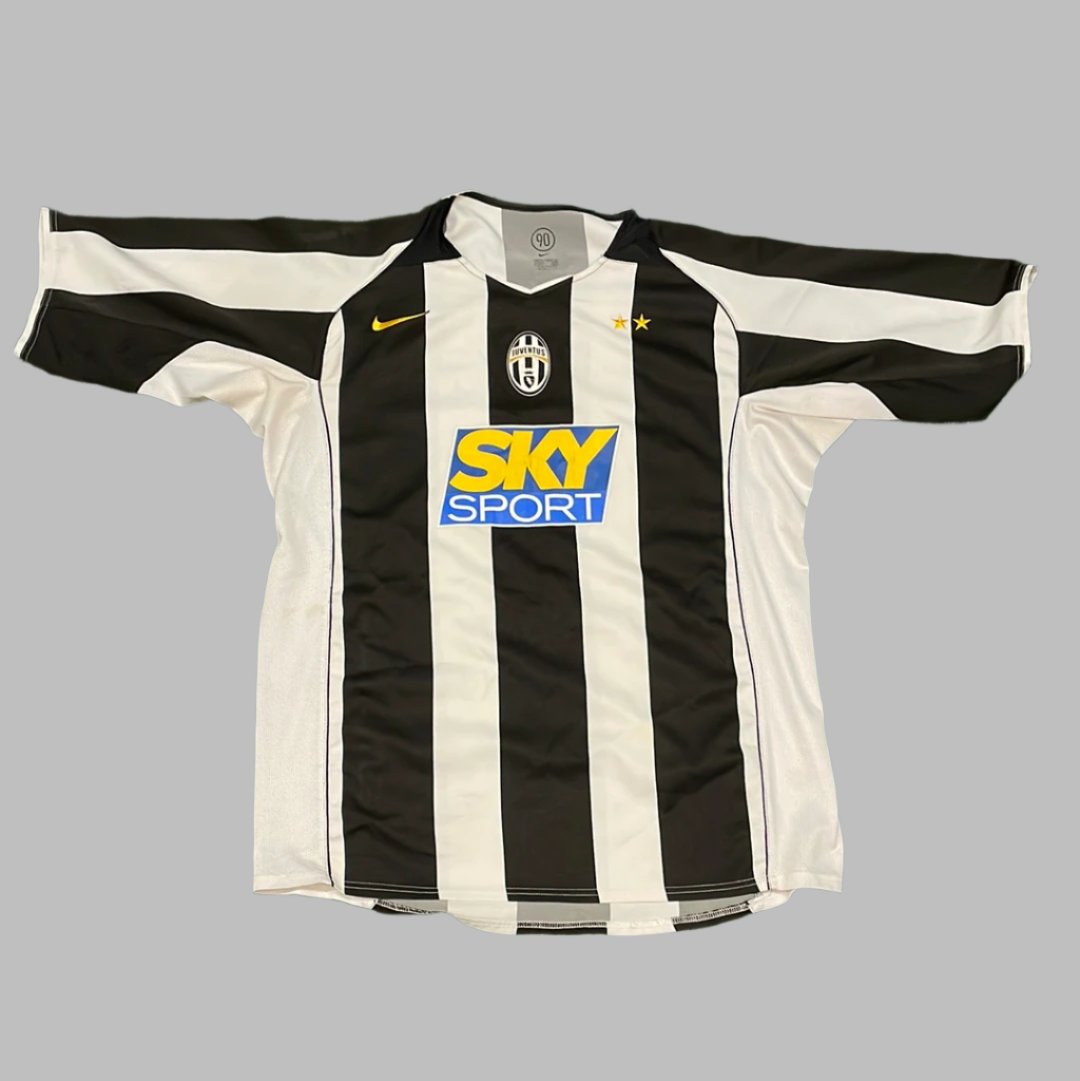 Juventus 2004 Home Shirt  front